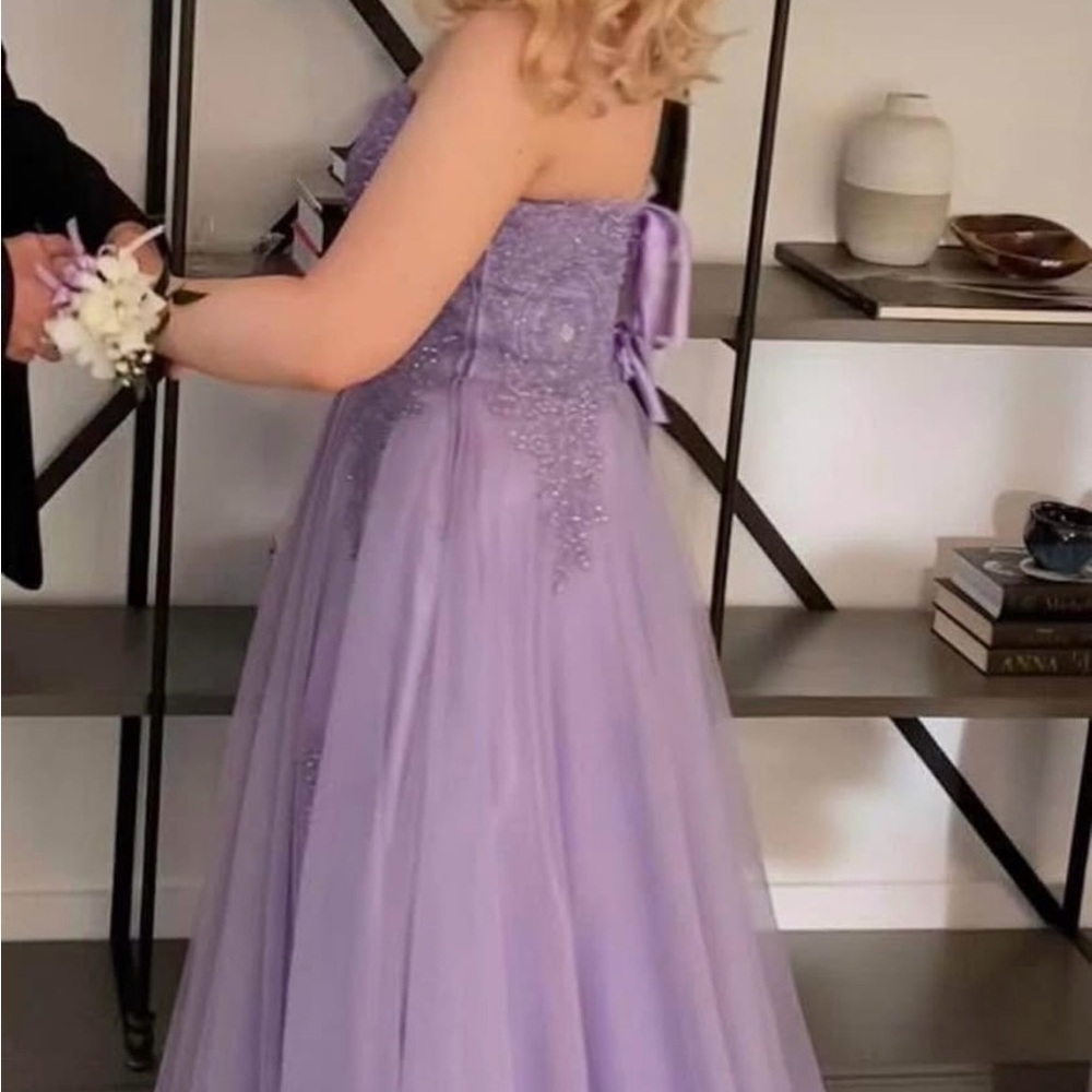 Purple Ballgown – TLC Say Yes to the Dress – Size 11/12 – Worn Once